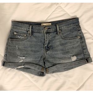Gap 1999 3” shorts with distressed detail
